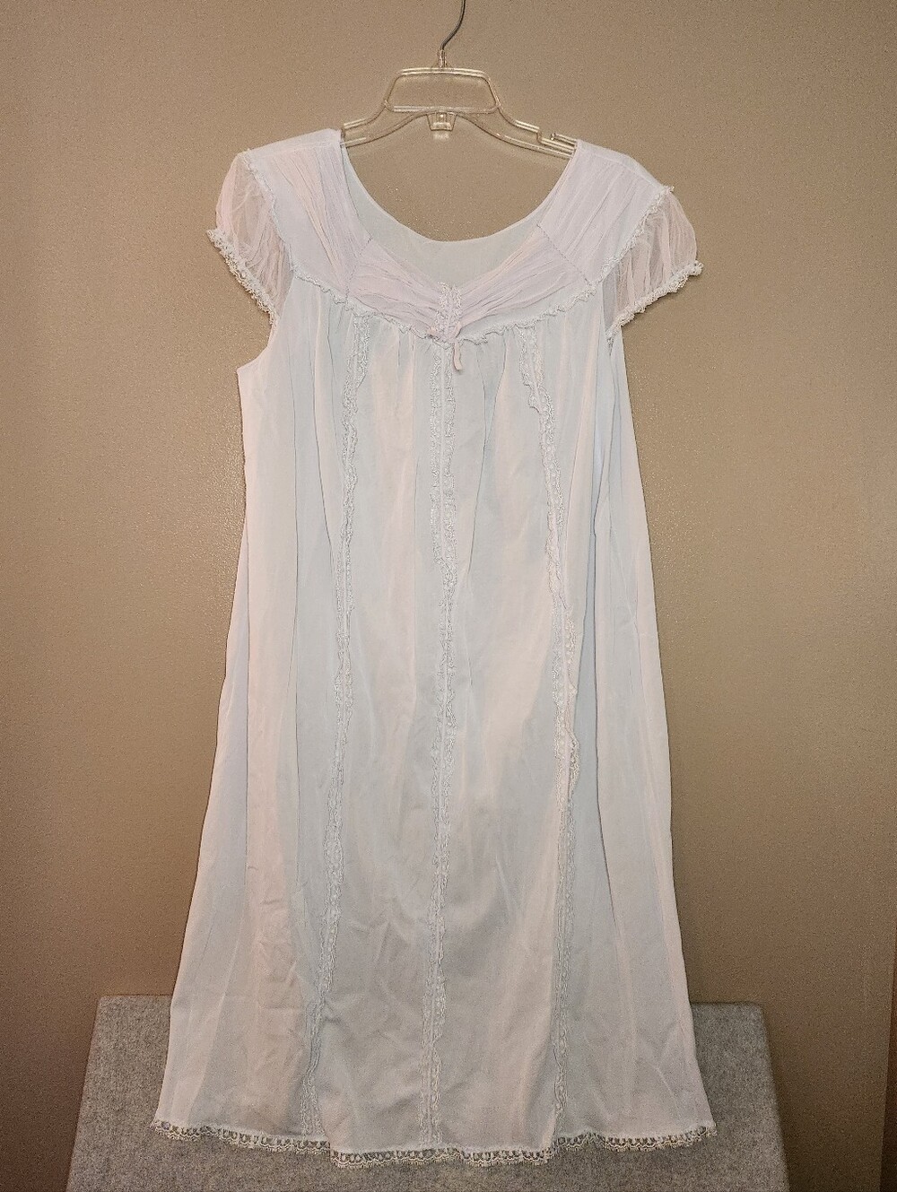 Vintage Movie Star Baby Blue Lace-Trim Nightgown Size Large